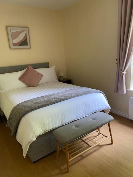 Glengesh Court. Ardara Town Centre. Apartment Екстериор снимка