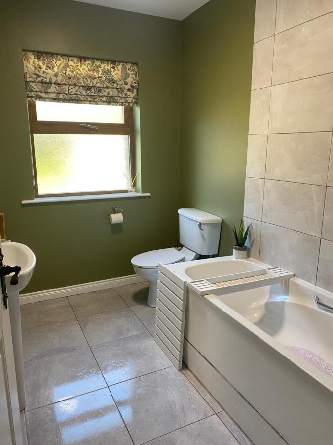 Glengesh Court. Ardara Town Centre. Apartment Екстериор снимка